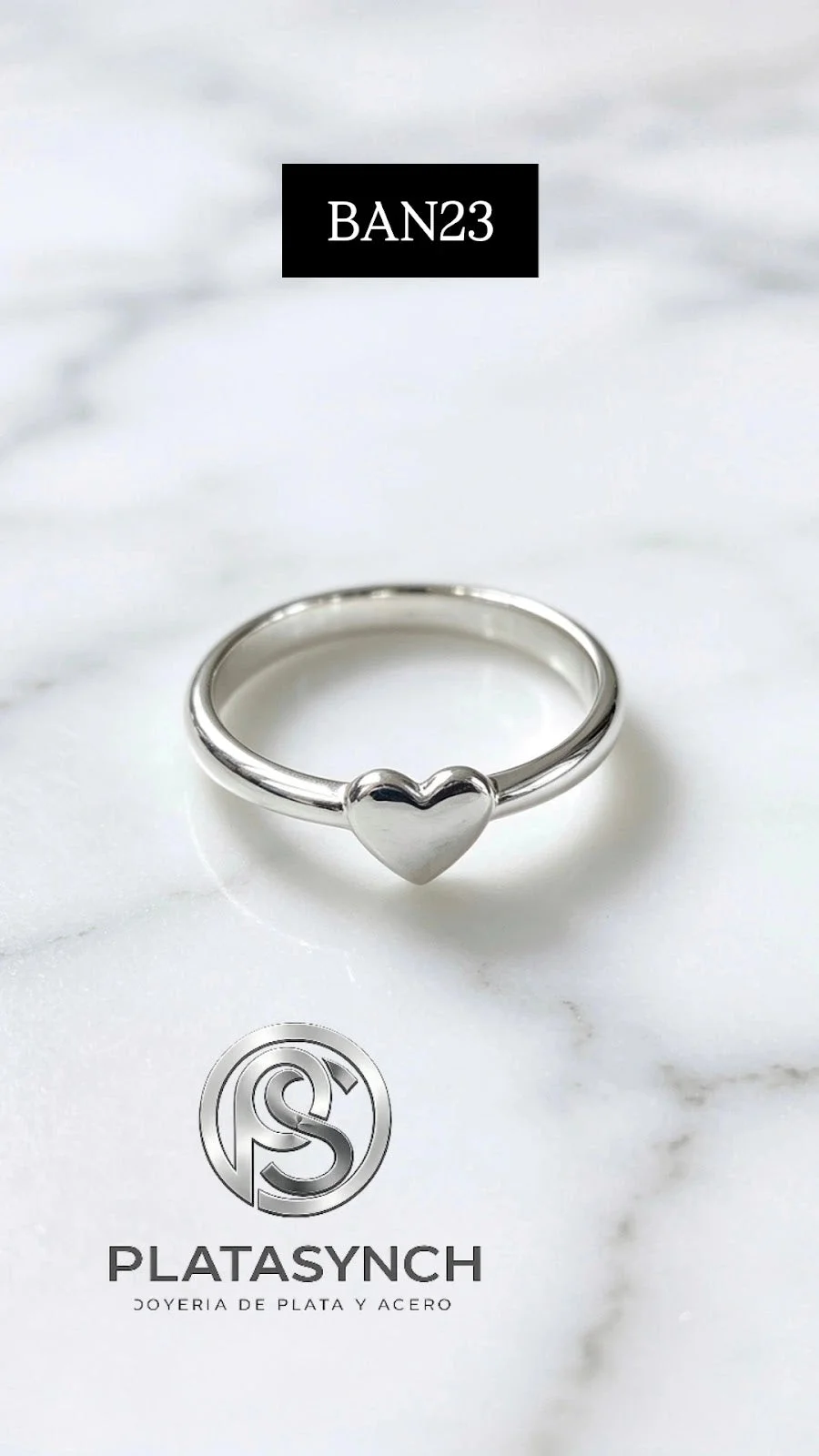 BAN23 - Anillo Brass plateado de corazon