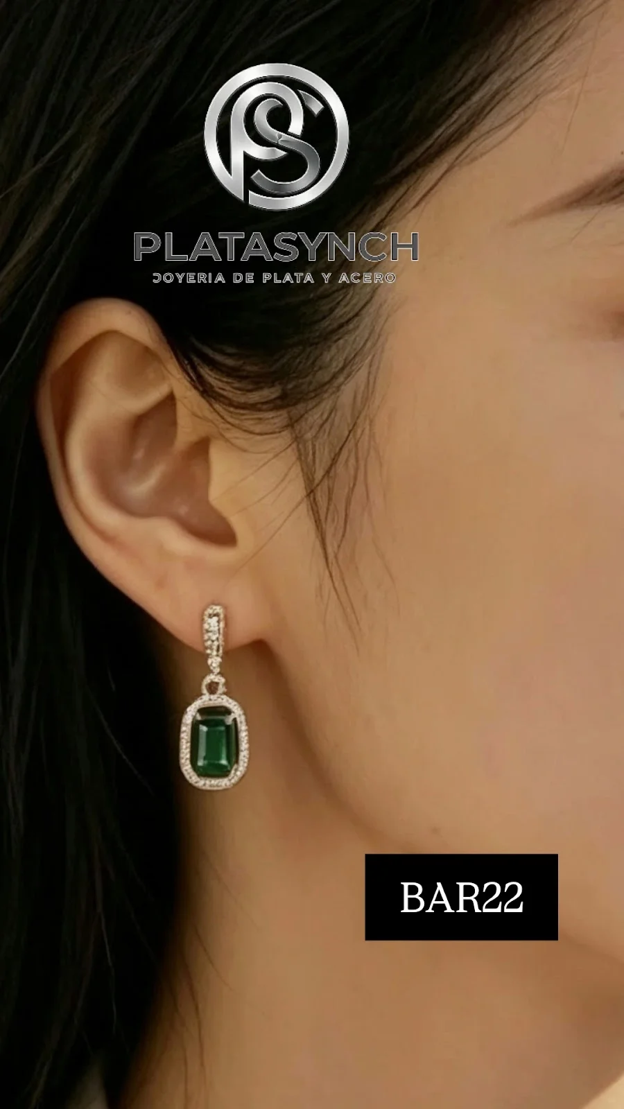 BAR22 - Aretes Brass de palito verdes con circoneas alrededor