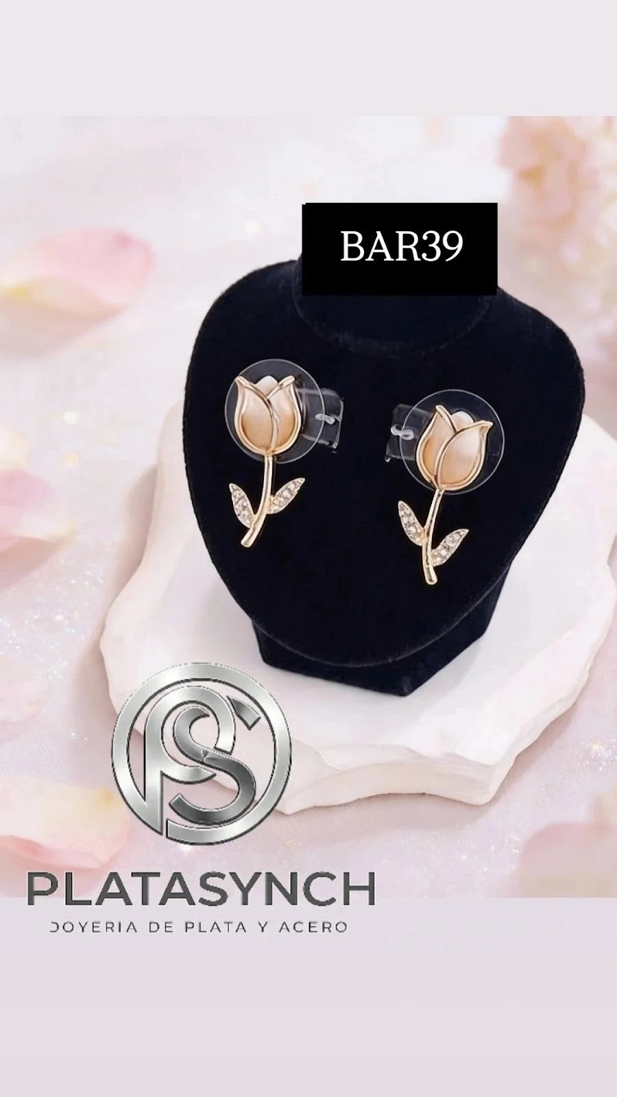 BAR39 - Aretes brass de palito tulipan Crema con cristales en hojas