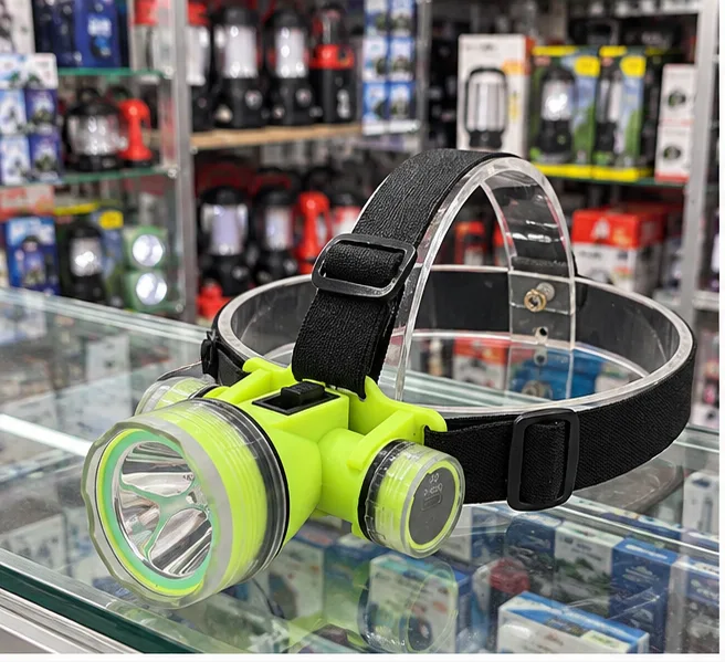 Linterna frontal para buceo